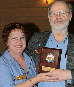 Di Smith with Ian Fisk and his 2008 Industry Award